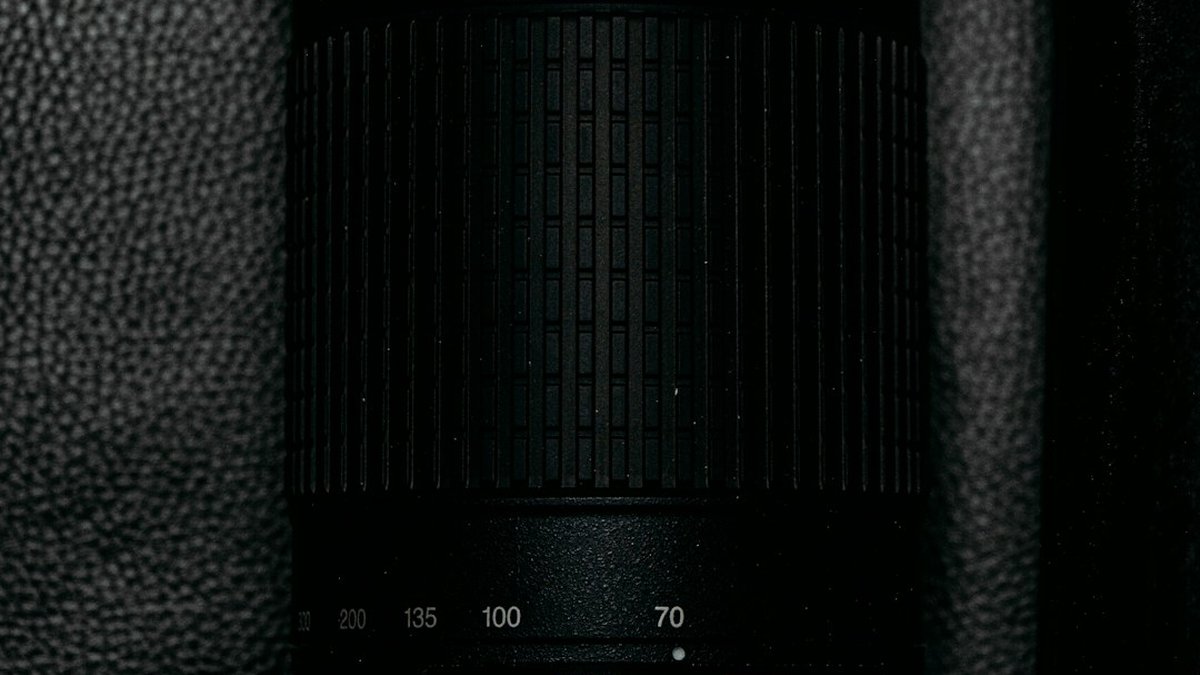 Commercial-licensed AI images: what businesses must know